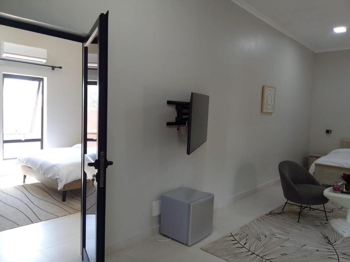 The Big Blue Resort & Spa Kasoa Bagian luar foto